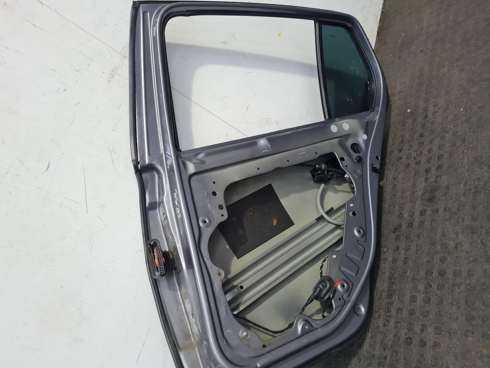 R Rear Door Golf Volkswagen 2012