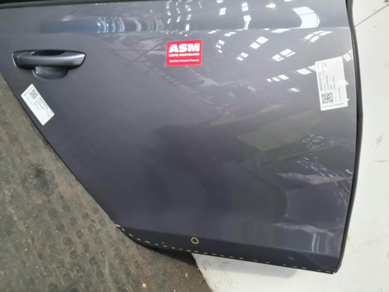 R Rear Door Golf Volkswagen 2012