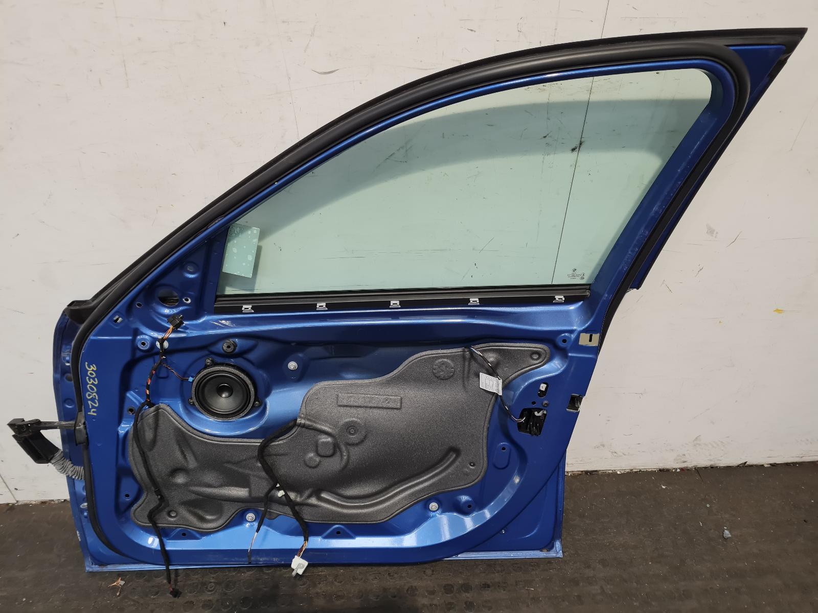 R Front Door 3 Series Bmw 2013
