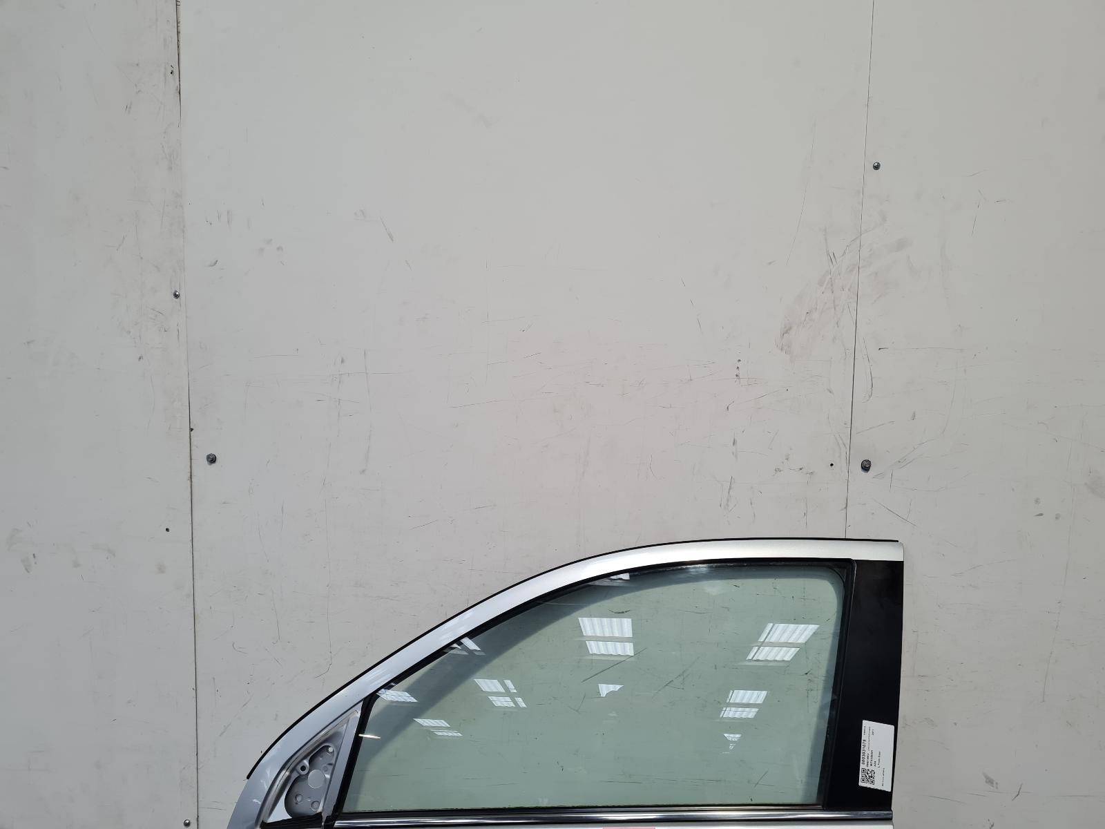 L Front Door Asx Mitsubishi 2011