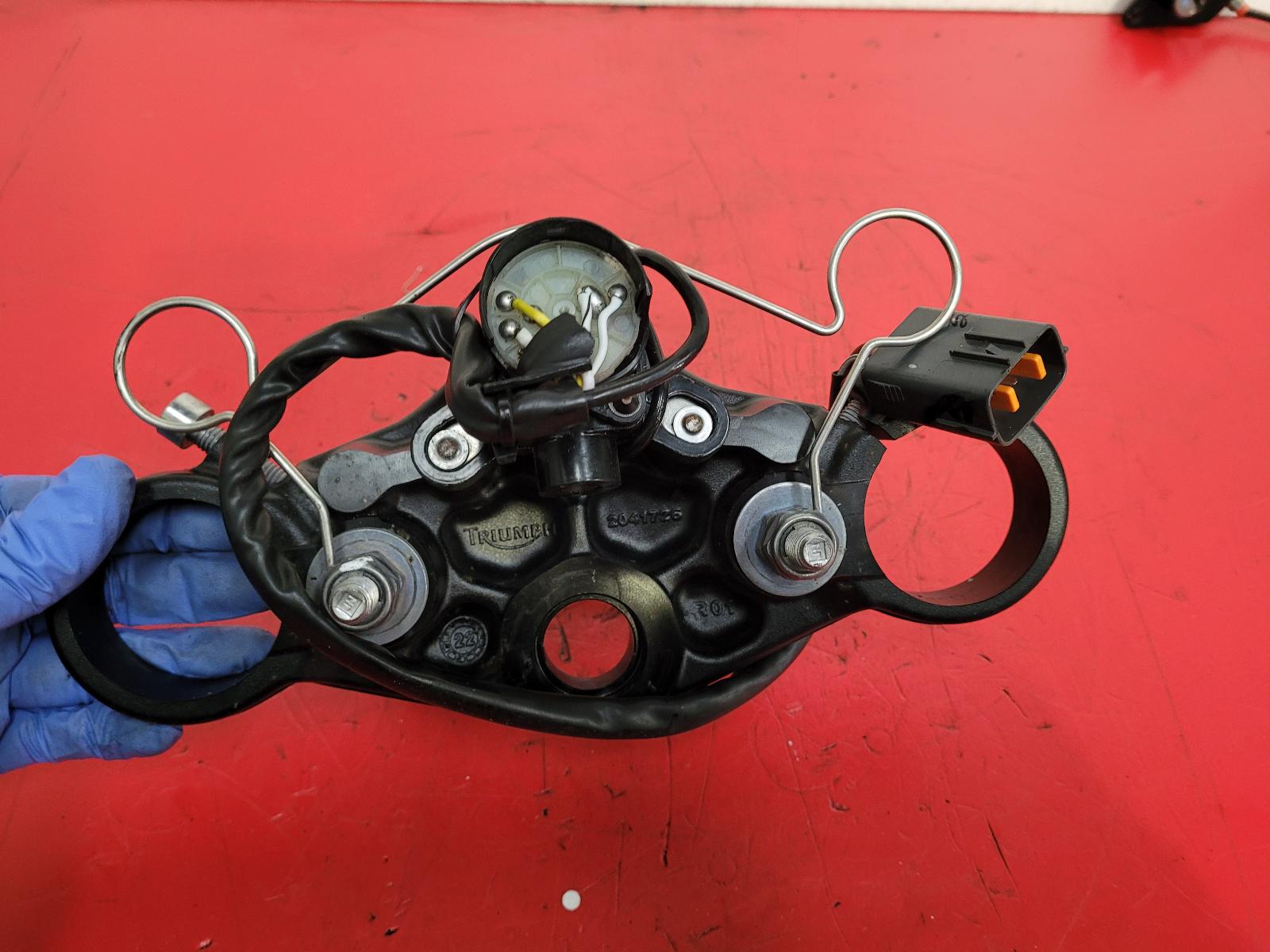Comp.Lock Set + Keys Street Triple 765 Triumph 2023