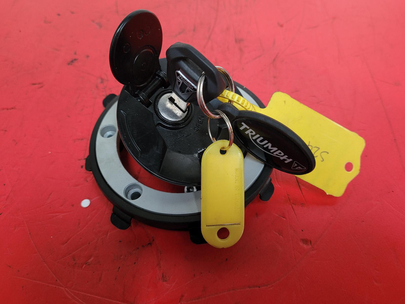 Comp.Lock Set + Keys Street Triple 765 Triumph 2023
