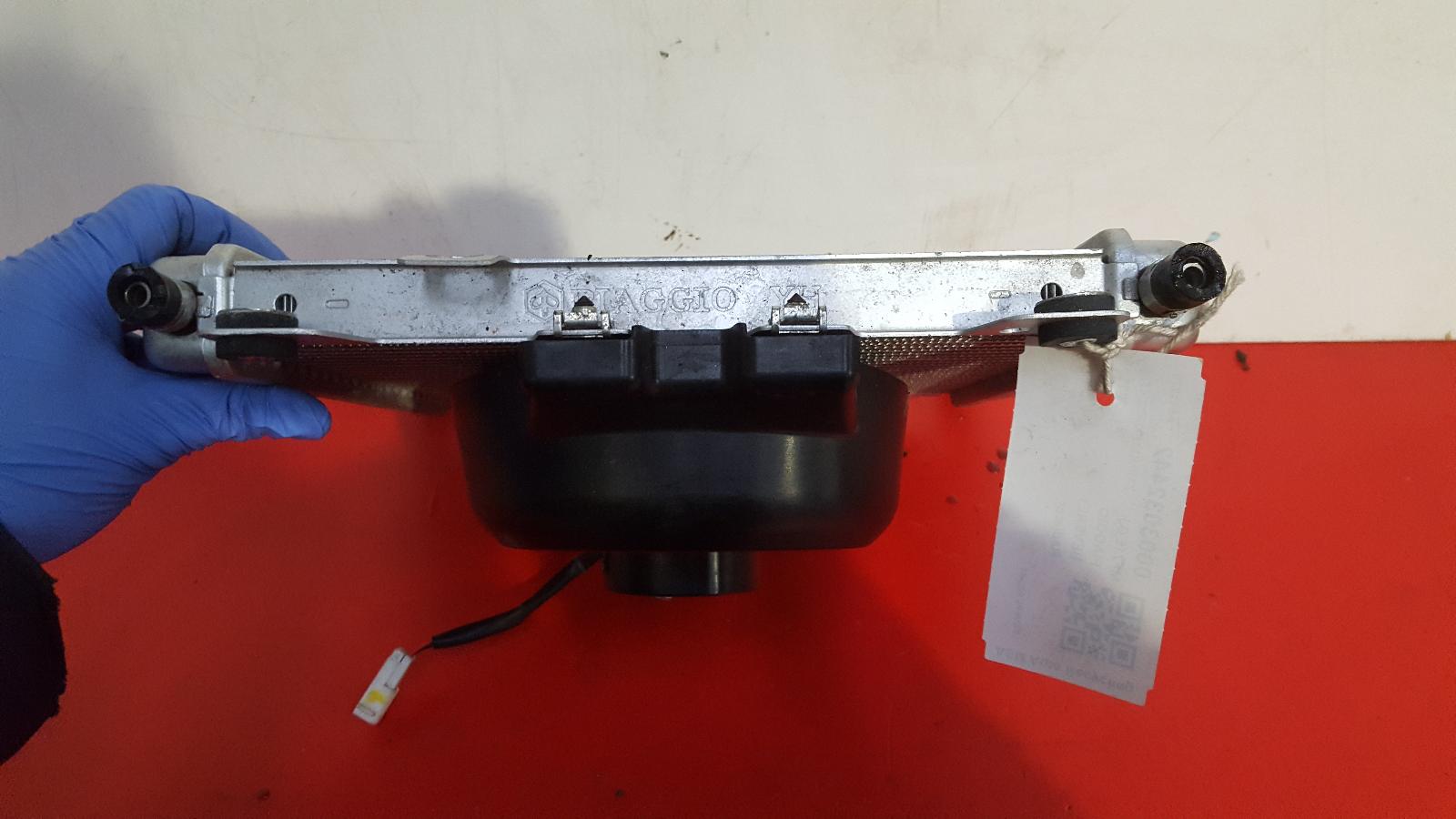 Radiator Beverly Piaggio 2021