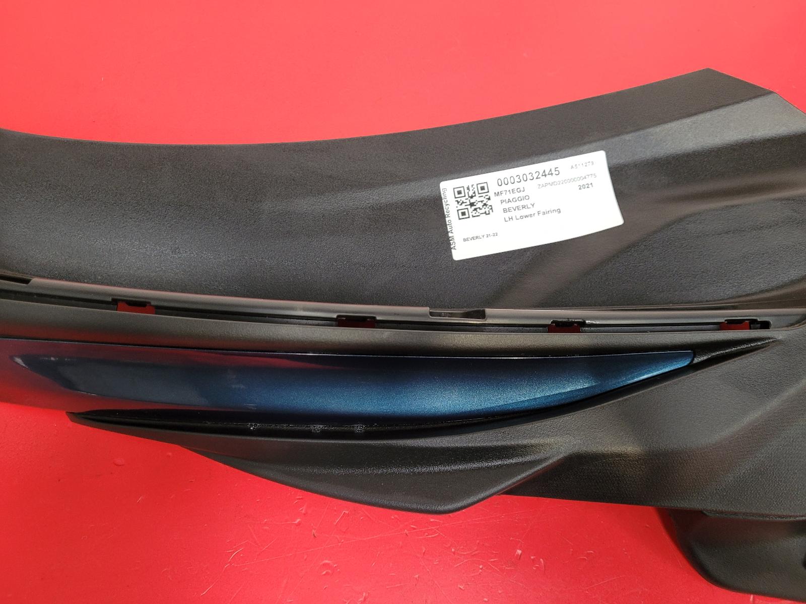 LH Lower Fairing Beverly Piaggio 2021 