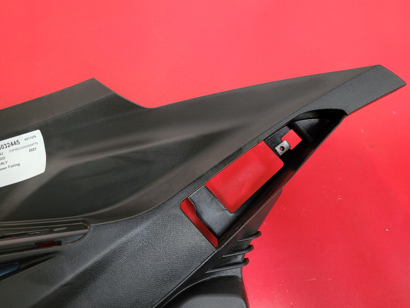 LH Lower Fairing Beverly Piaggio 2021 