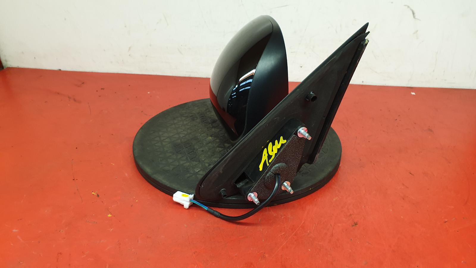 R Door Mirror Juke Nissan 2014