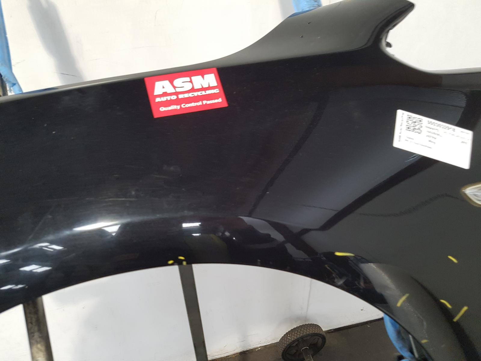 L Wing Astra Vauxhall 2015