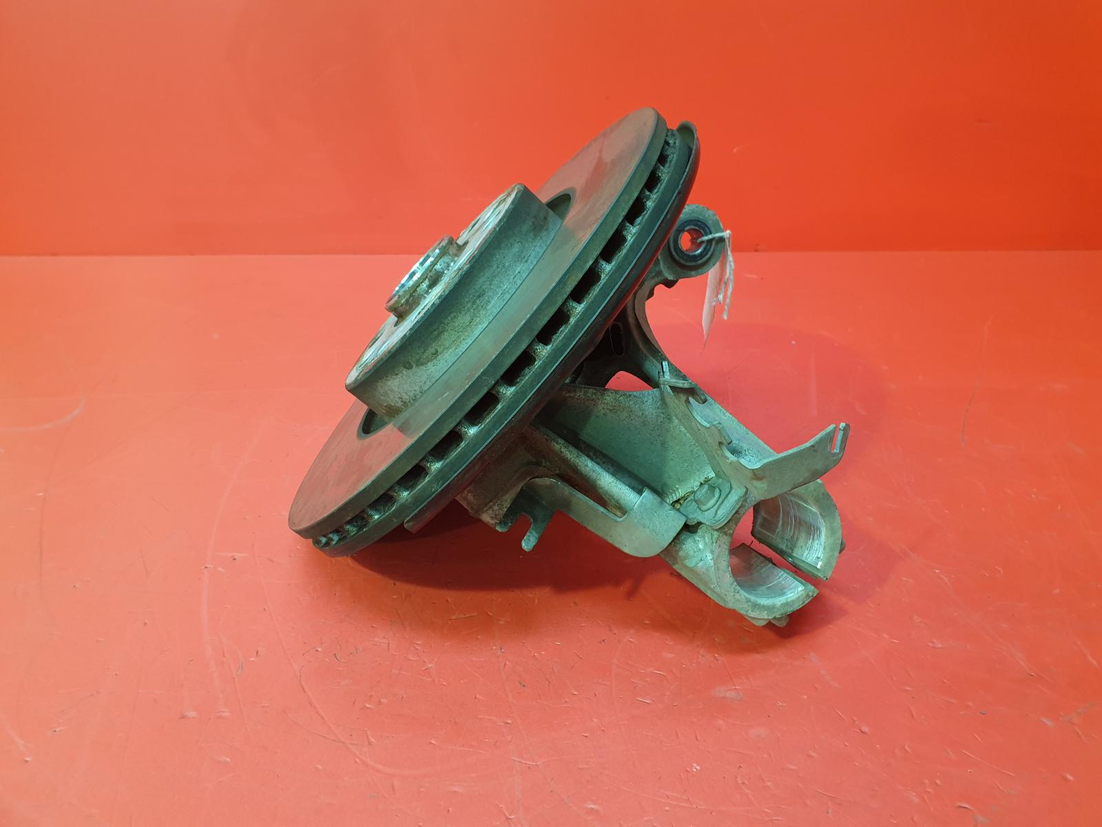 RF Hub/Stub Axle Assembly T-roc Volkswagen 2019 
