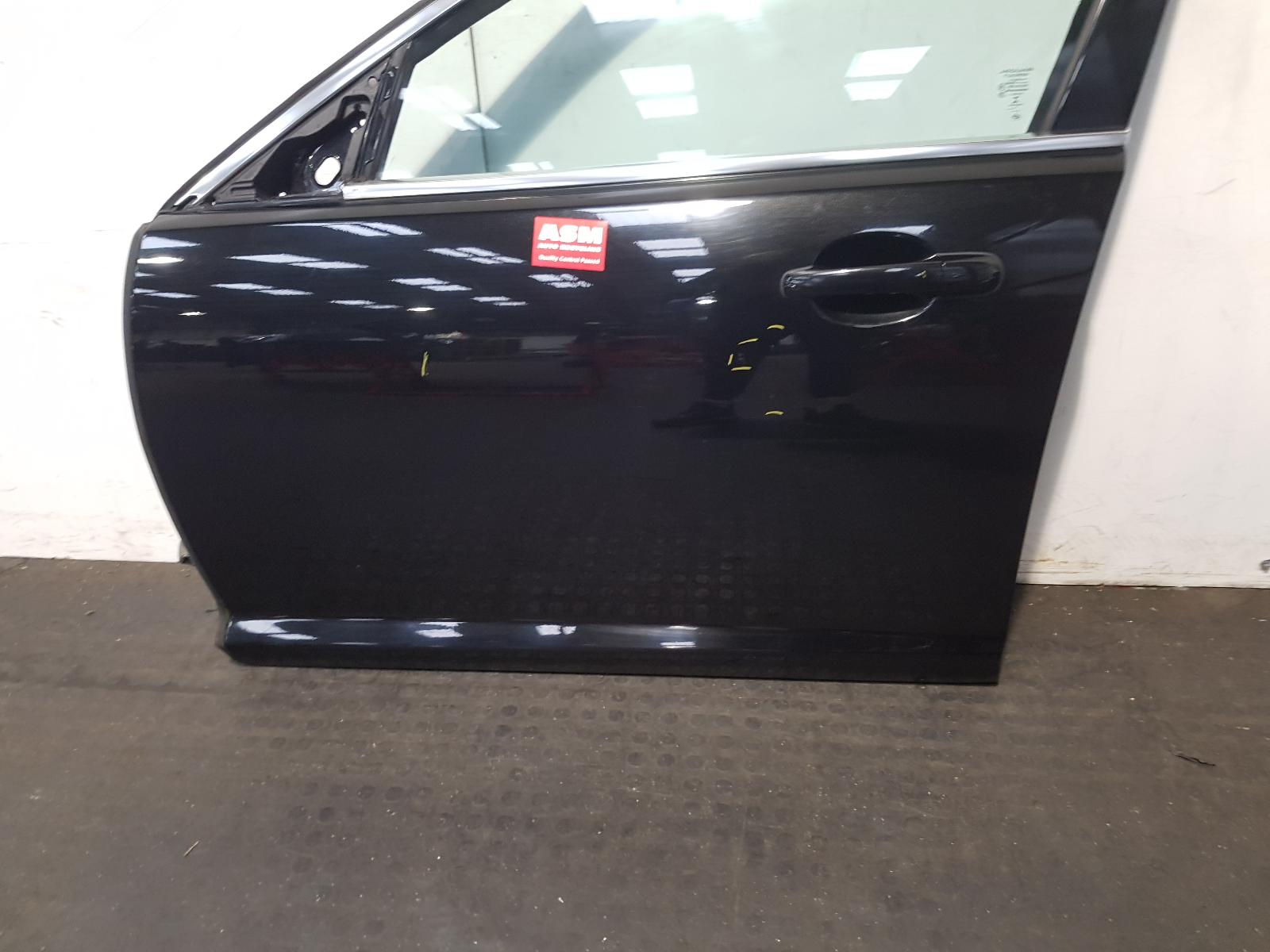 L Front Door Xf Jaguar 2014