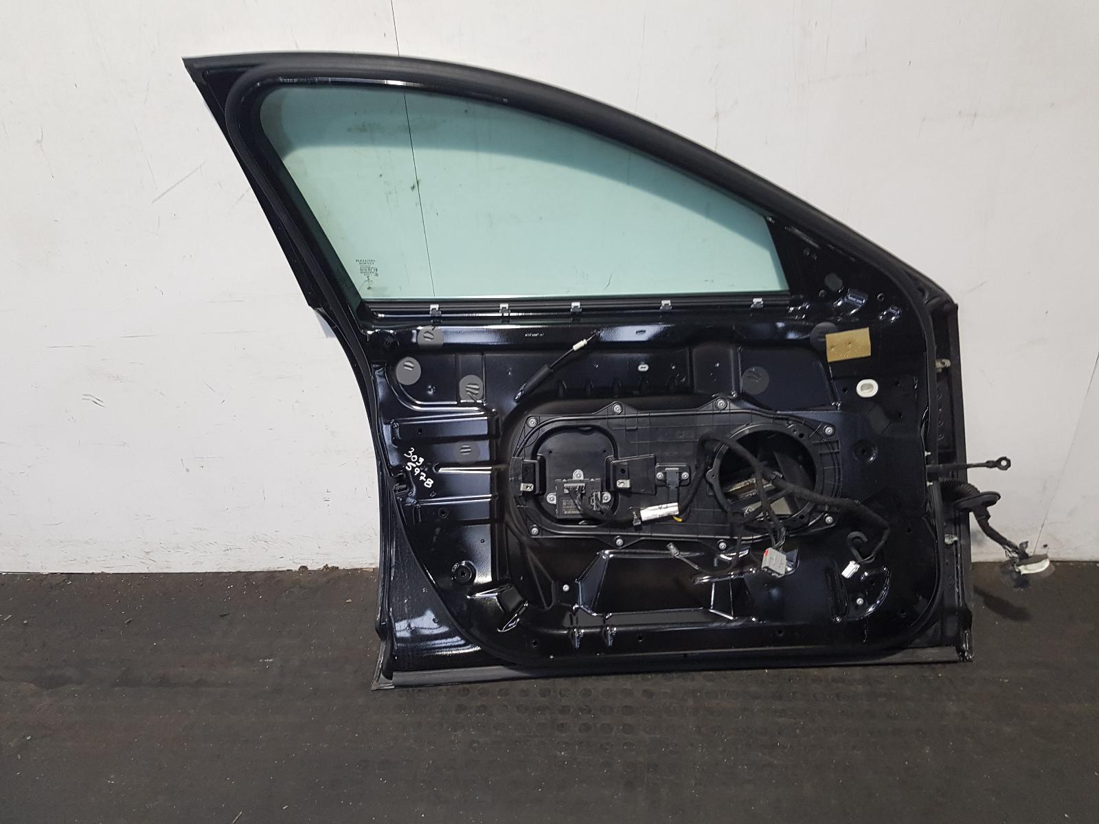 L Front Door Xf Jaguar 2014