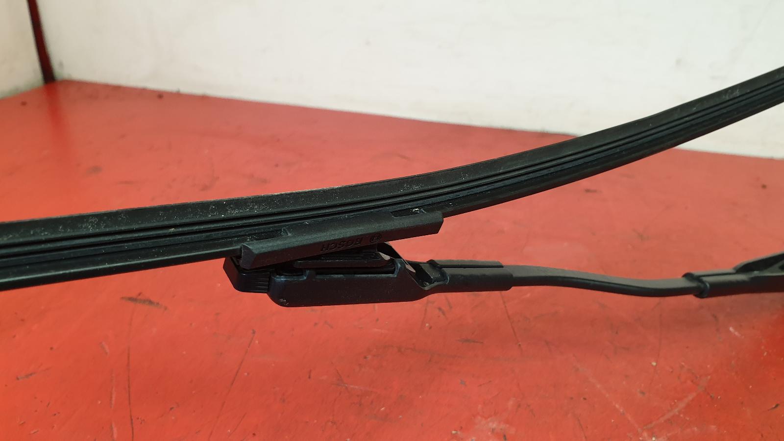 Wiper Arm Countryman Mini (bmw) 2018 