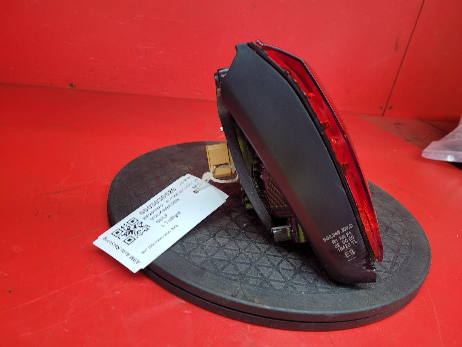 L Taillight Golf Volkswagen 2020 