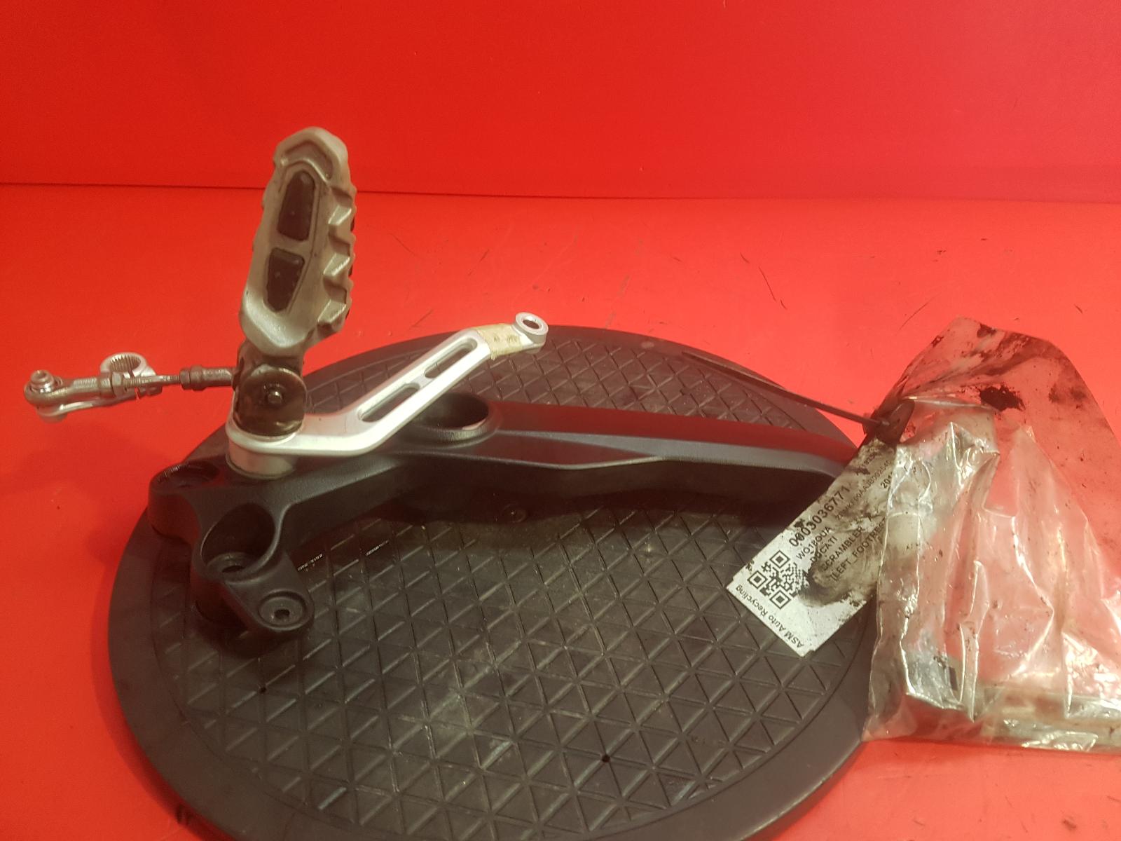 View Auto part Left Footrest Ducati Scrambler 1100 2018