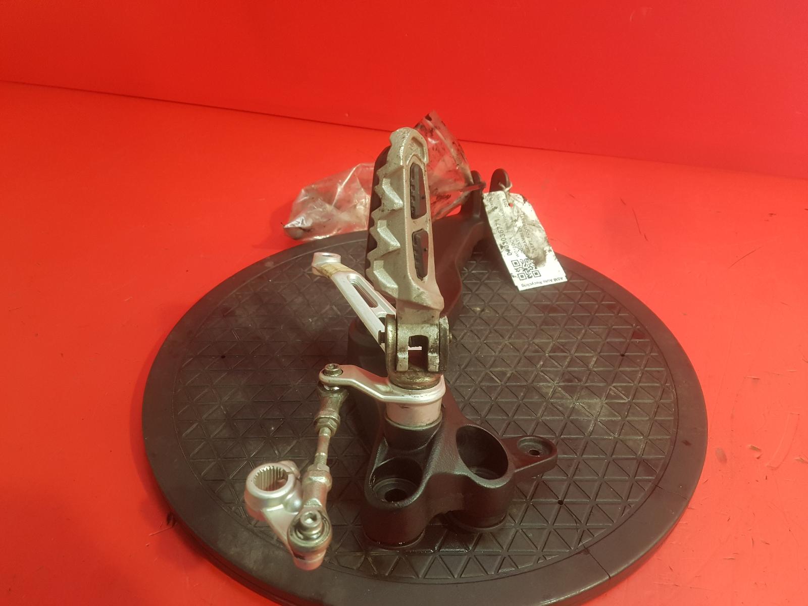 View Auto part Left Footrest Ducati Scrambler 1100 2018