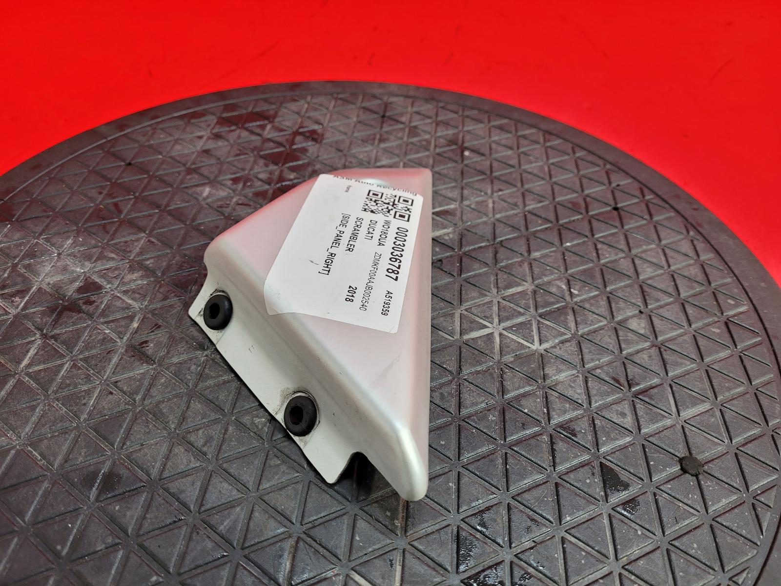 2018 Ducati Scrambler 1100 Side Panel Right View Auto part Side Panel Right Ducati Scrambler 1100 2018