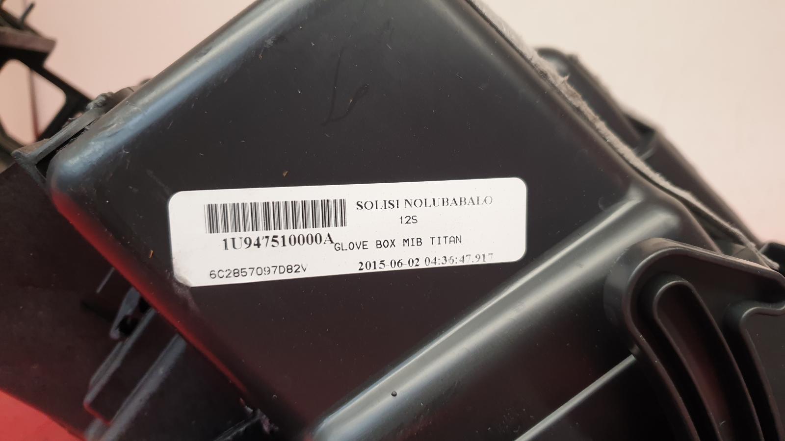 Glove Box Polo Volkswagen 2015