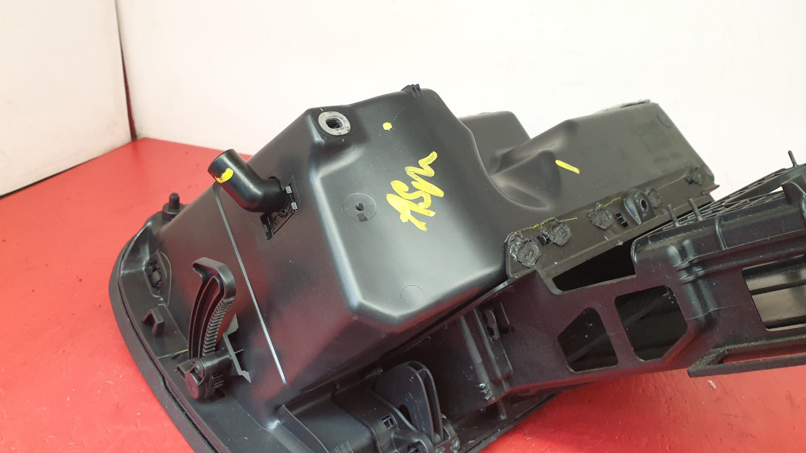 Glove Box Polo Volkswagen 2015