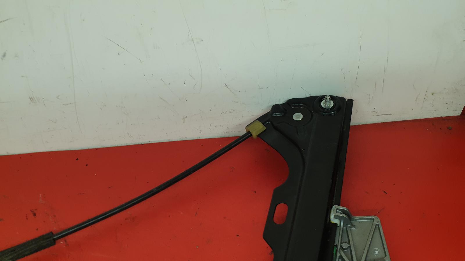 RF Window Regulator 3 Series Bmw 2007