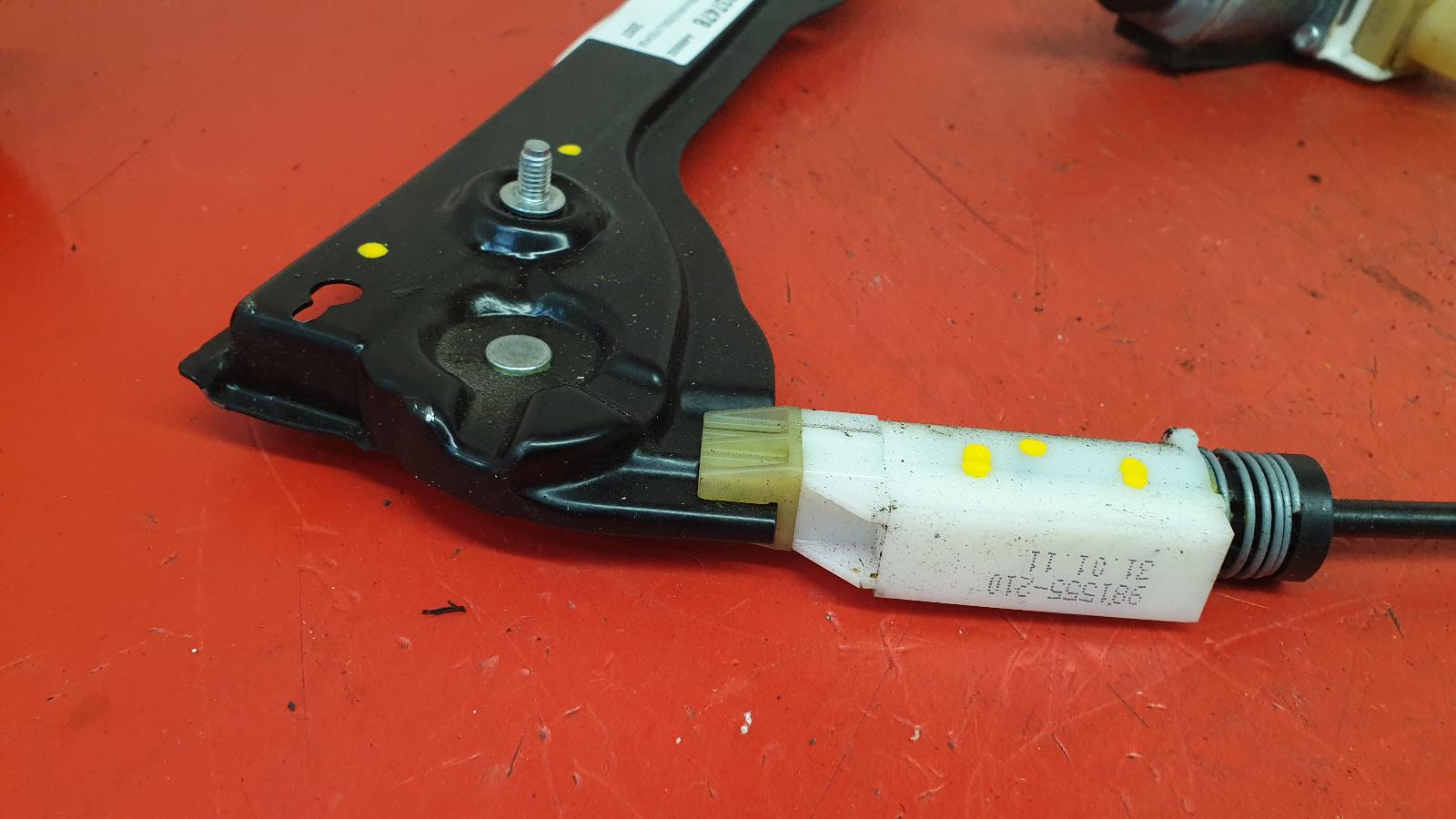 RF Window Regulator 3 Series Bmw 2007