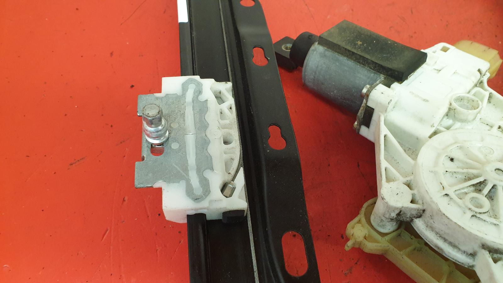 RF Window Regulator 3 Series Bmw 2007