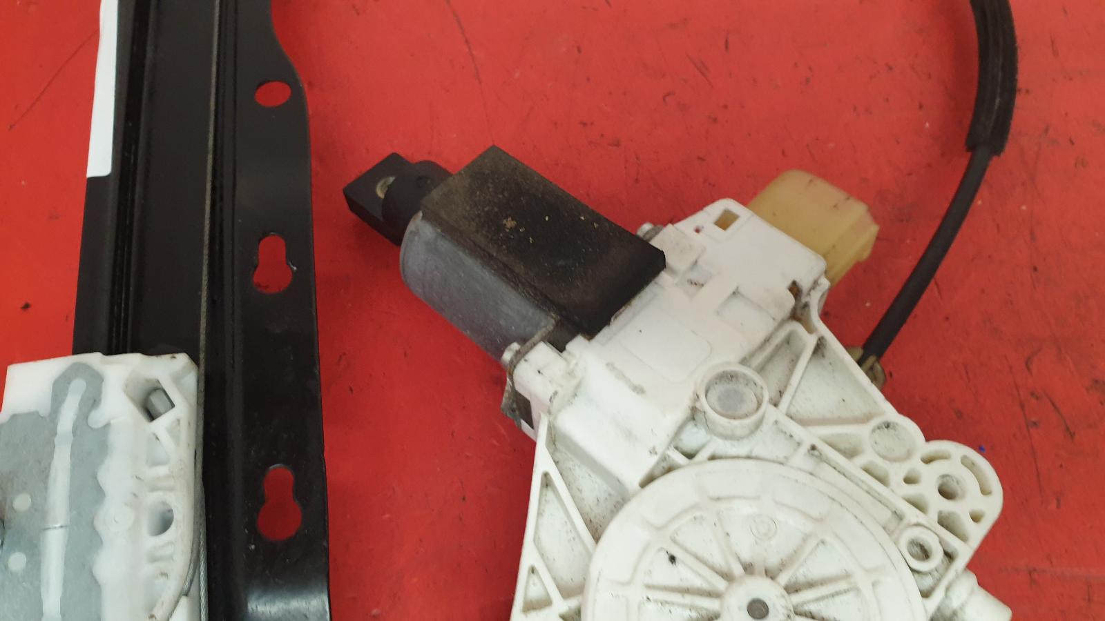 RF Window Regulator 3 Series Bmw 2007