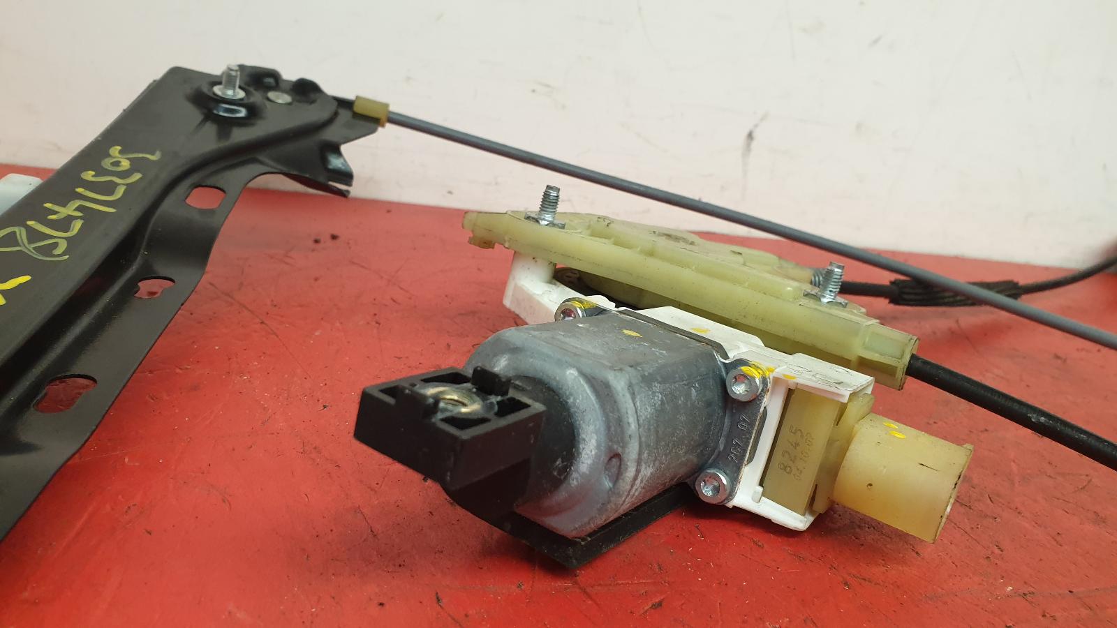 RF Window Regulator 3 Series Bmw 2007