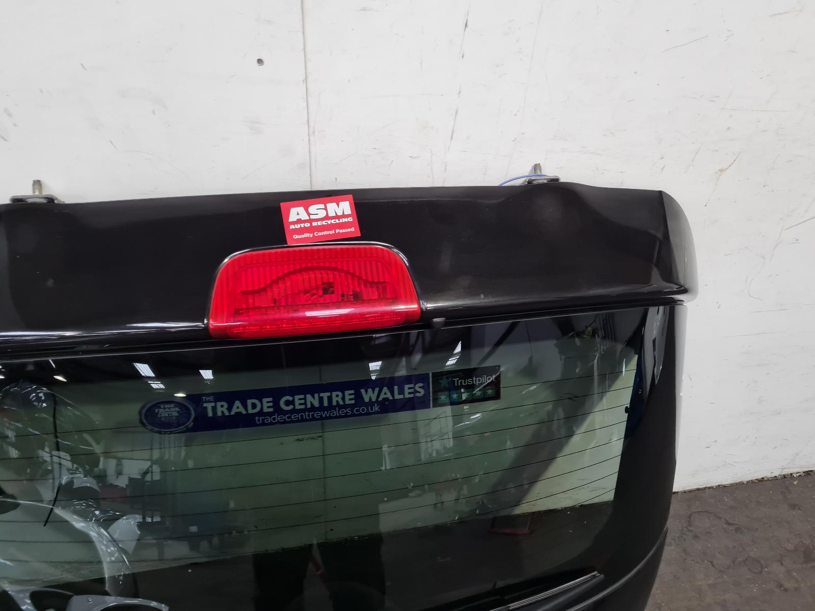 Bootlid/Tailgate Juke Nissan 2014