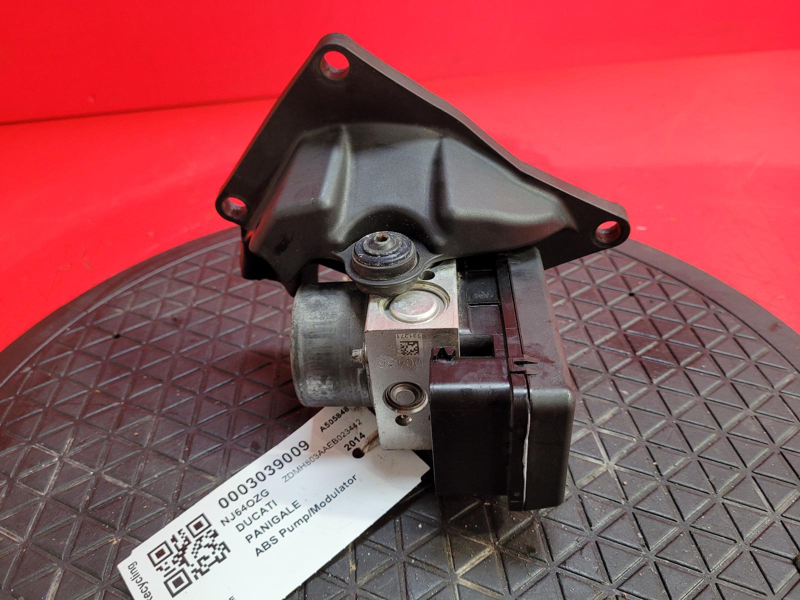 ABS Pump/Modulator Panigale Ducati 2014