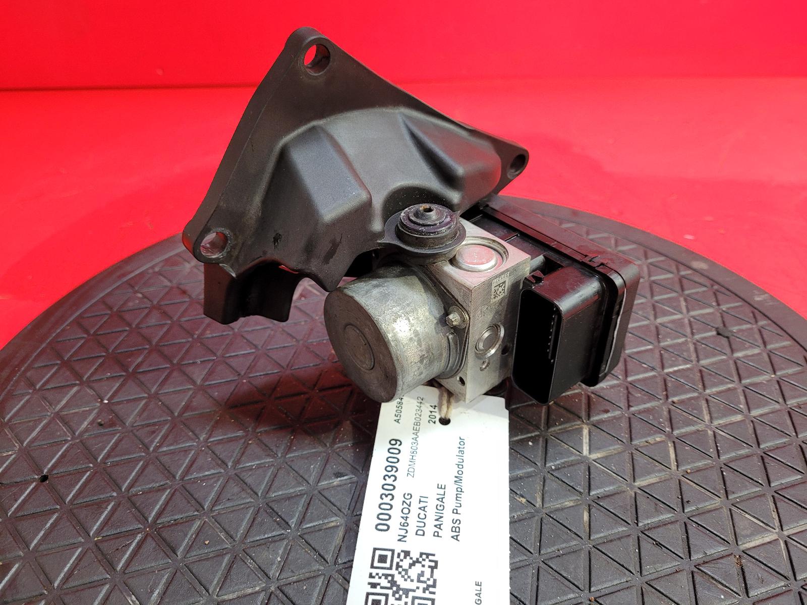 ABS Pump/Modulator Panigale Ducati 2014