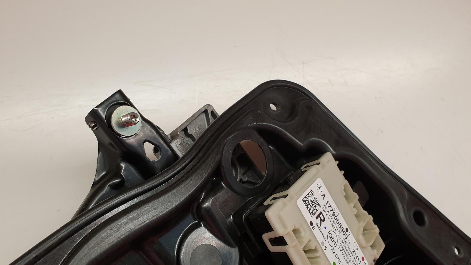 LR Window Regulator Cla Mercedes 2021 