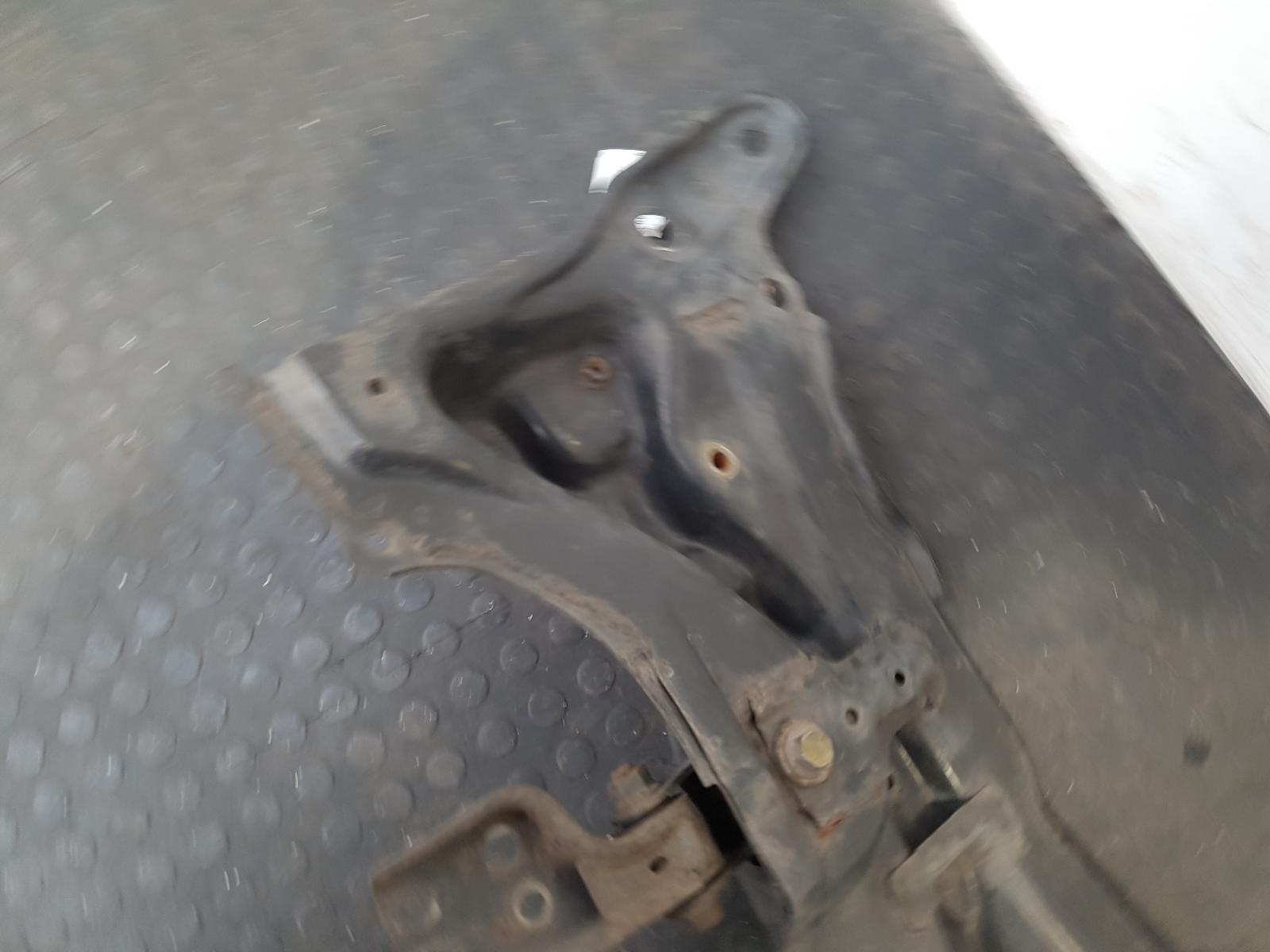 Front Subframe Yaris Toyota 2015