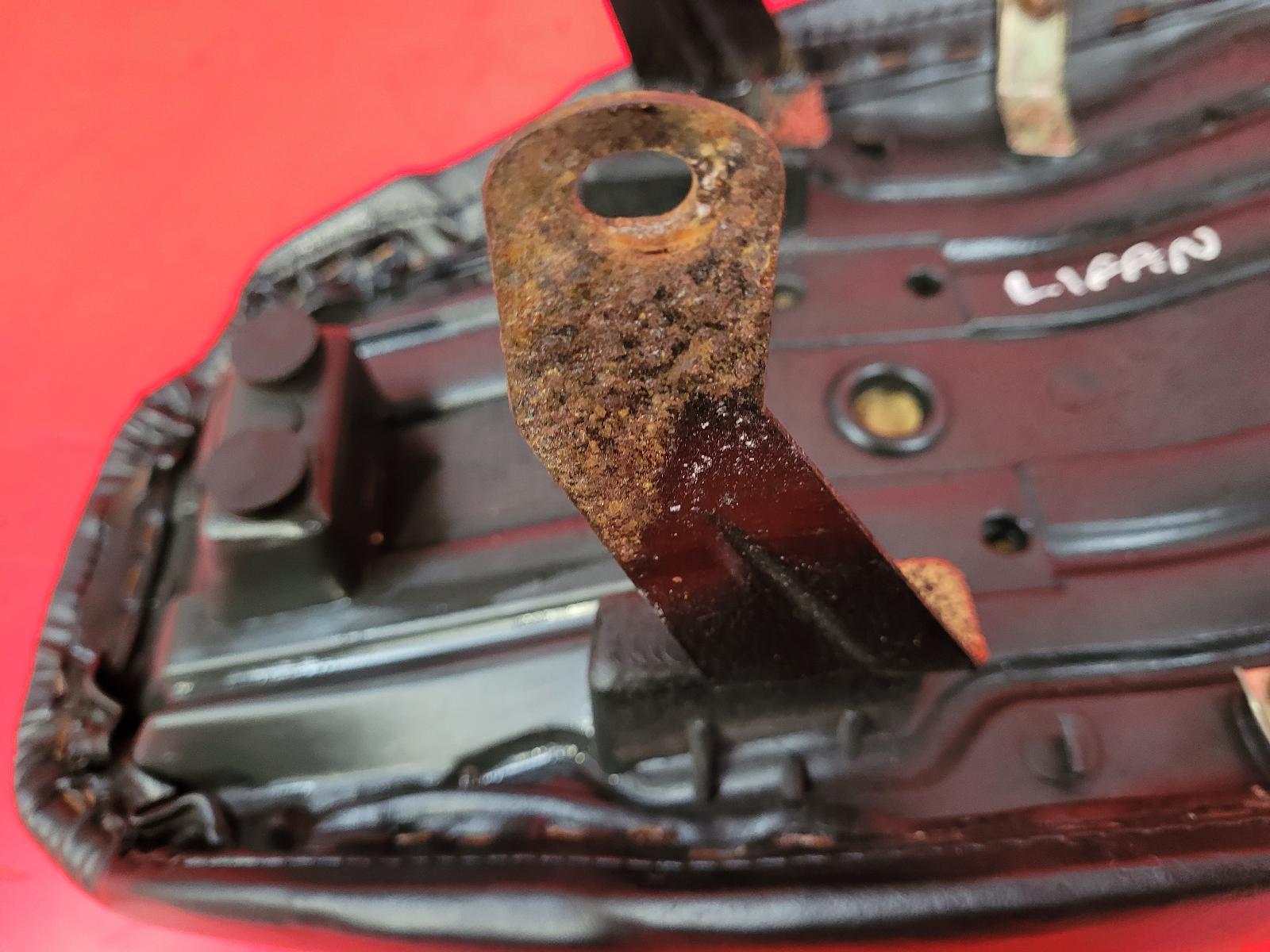 Front Seat Mirage Lifan 2014 