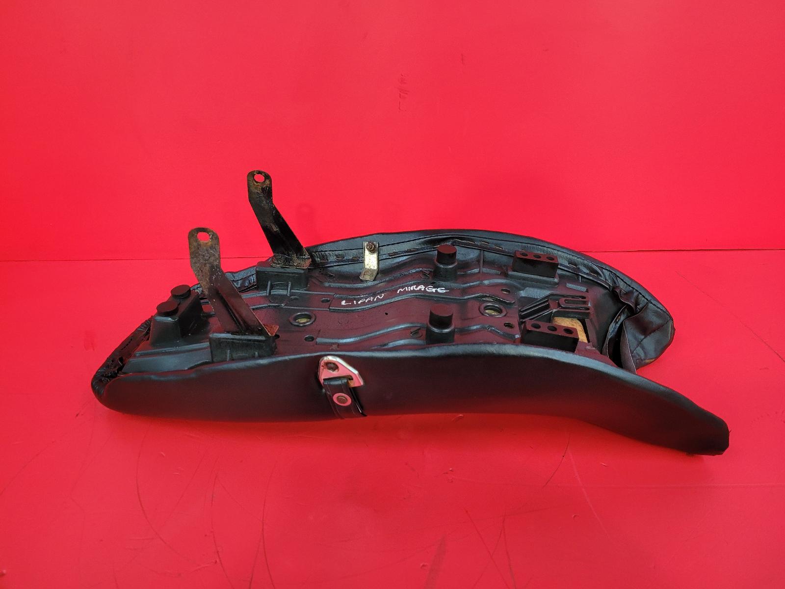 Front Seat Mirage Lifan 2014