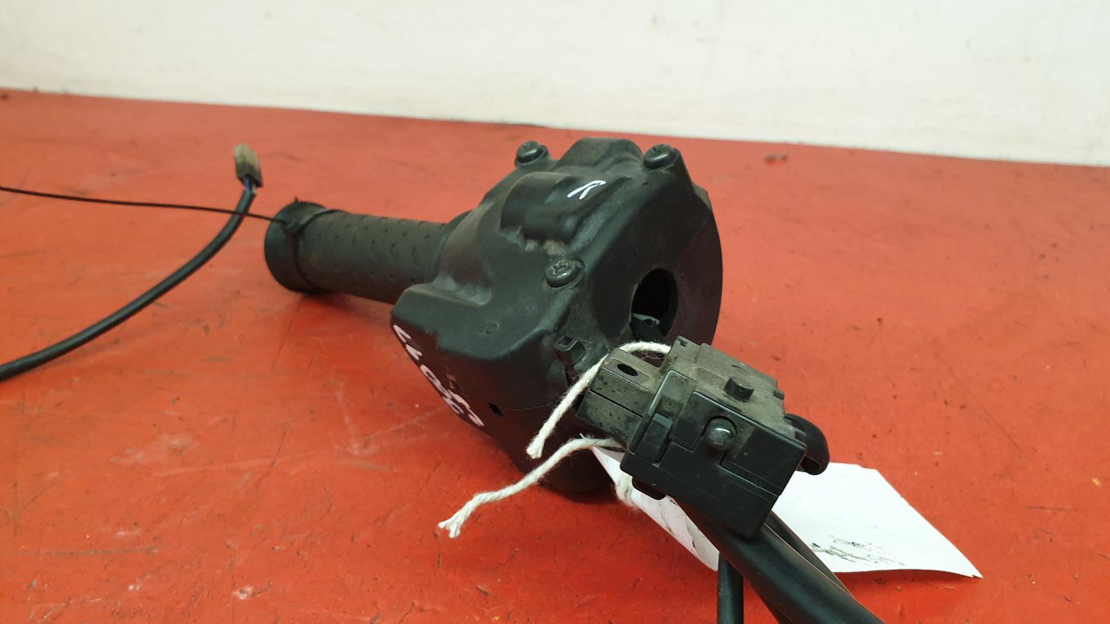 RH Switch Gear Explorer Triumph 2014