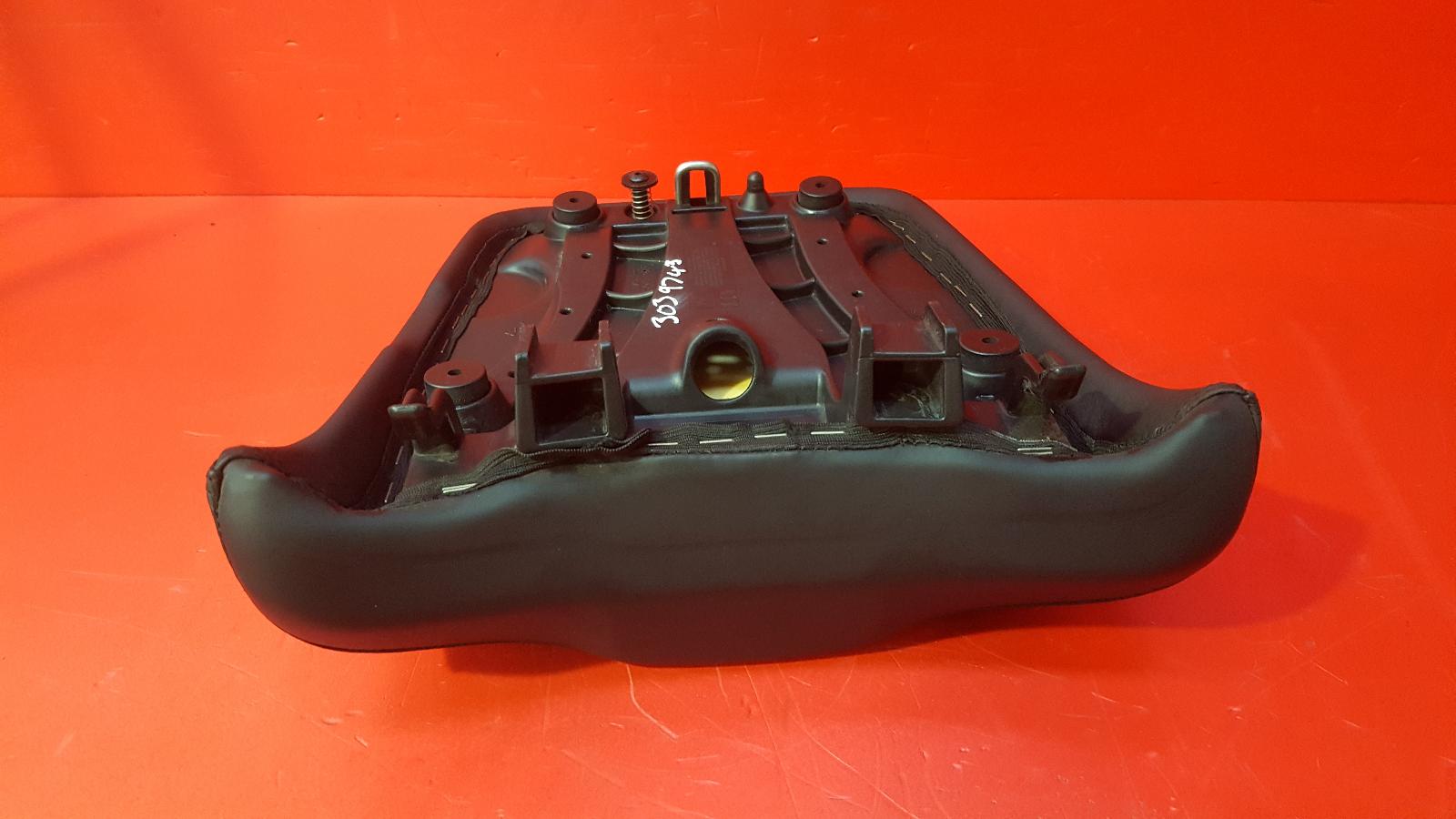 2nd Seat (Rear Seat) Explorer Triumph 2014