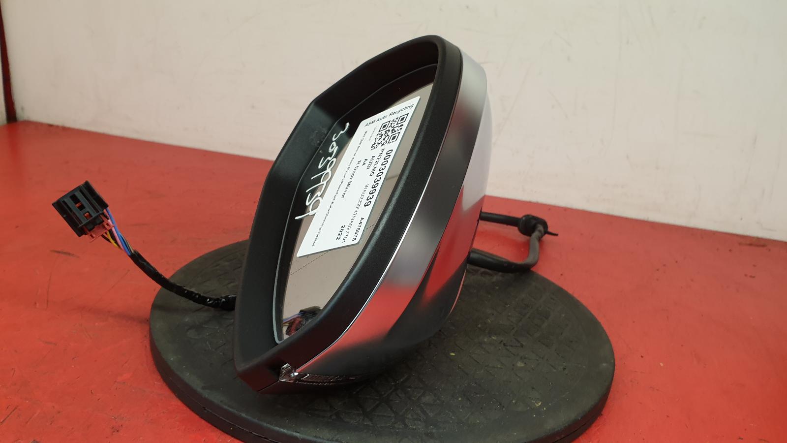 R Door Mirror A4 Audi 2022 