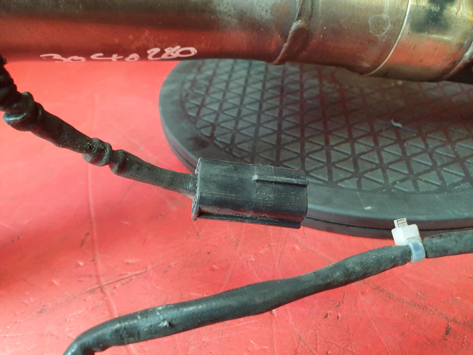 View Auto part Exhaust Manifold Ducati M696 2013