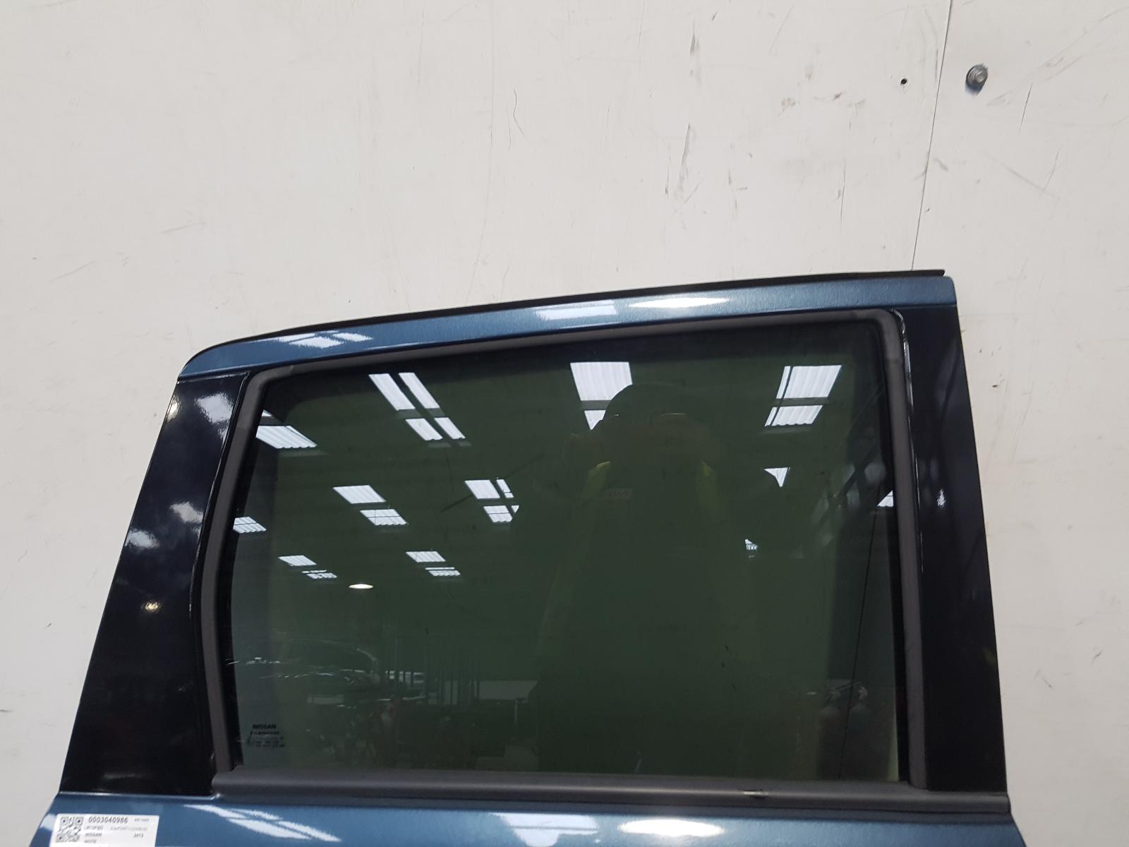 R Rear Door Note Nissan 2013