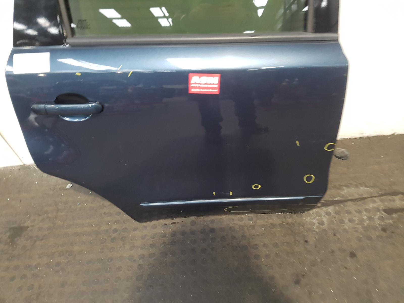 R Rear Door Note Nissan 2013