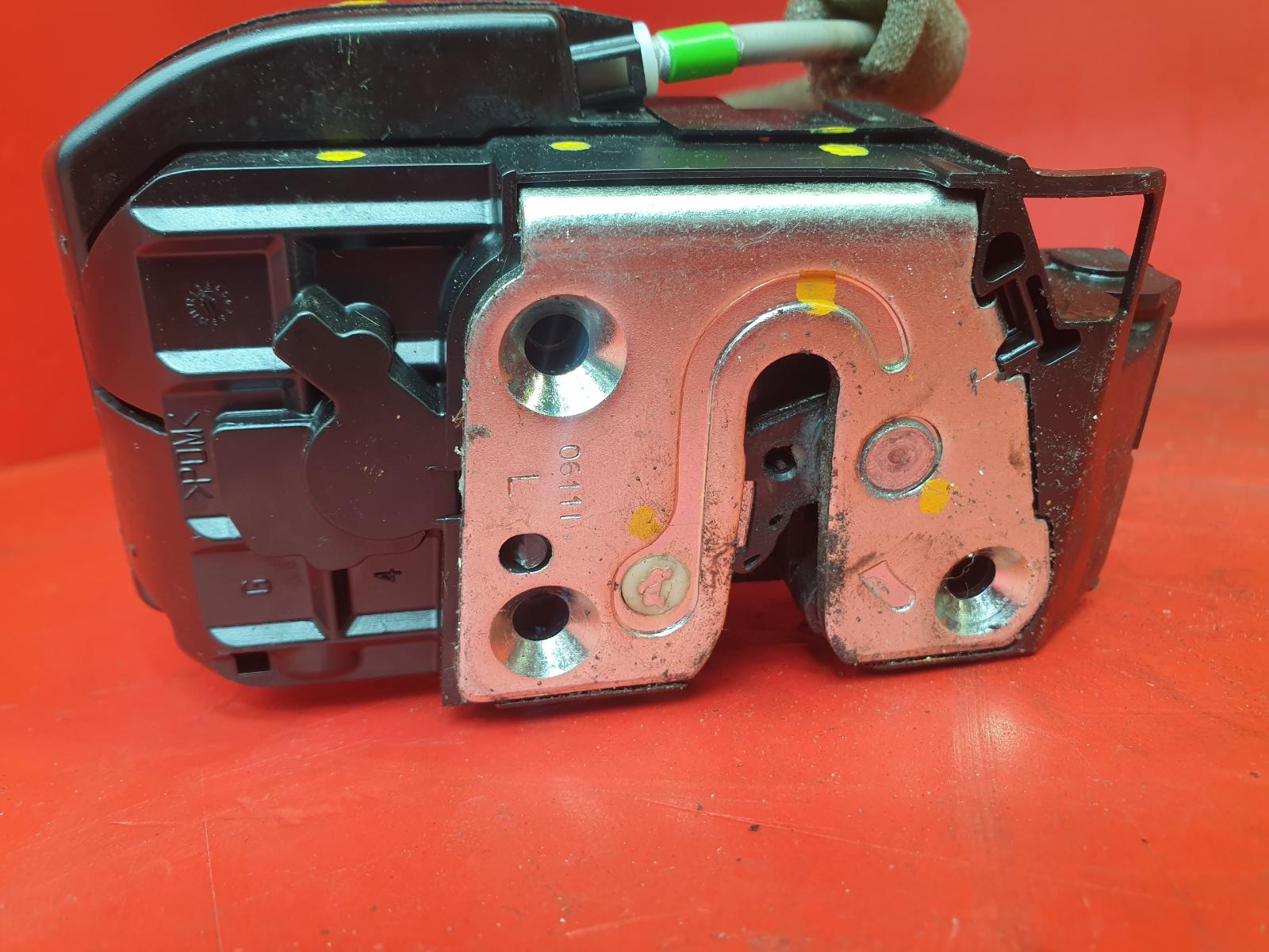Door Lock Assembly Qashqai Nissan 2011