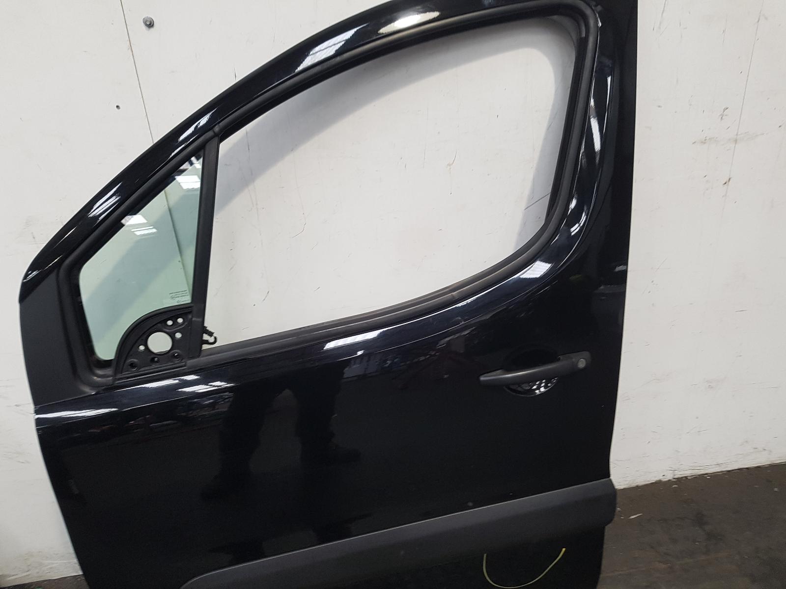 L Front Door Berlingo Citroen 2018