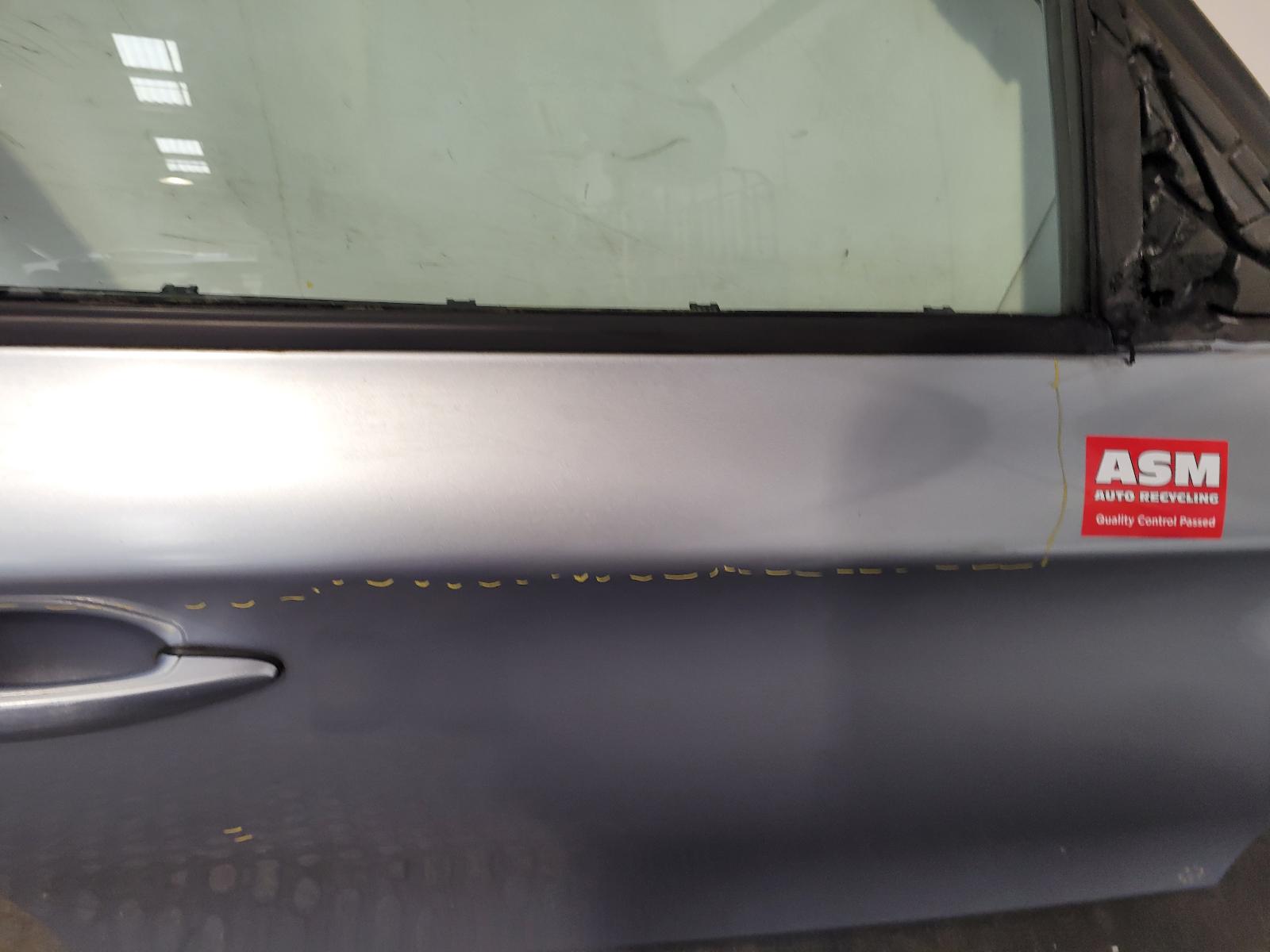 R Front Door 1 Series Bmw 2011