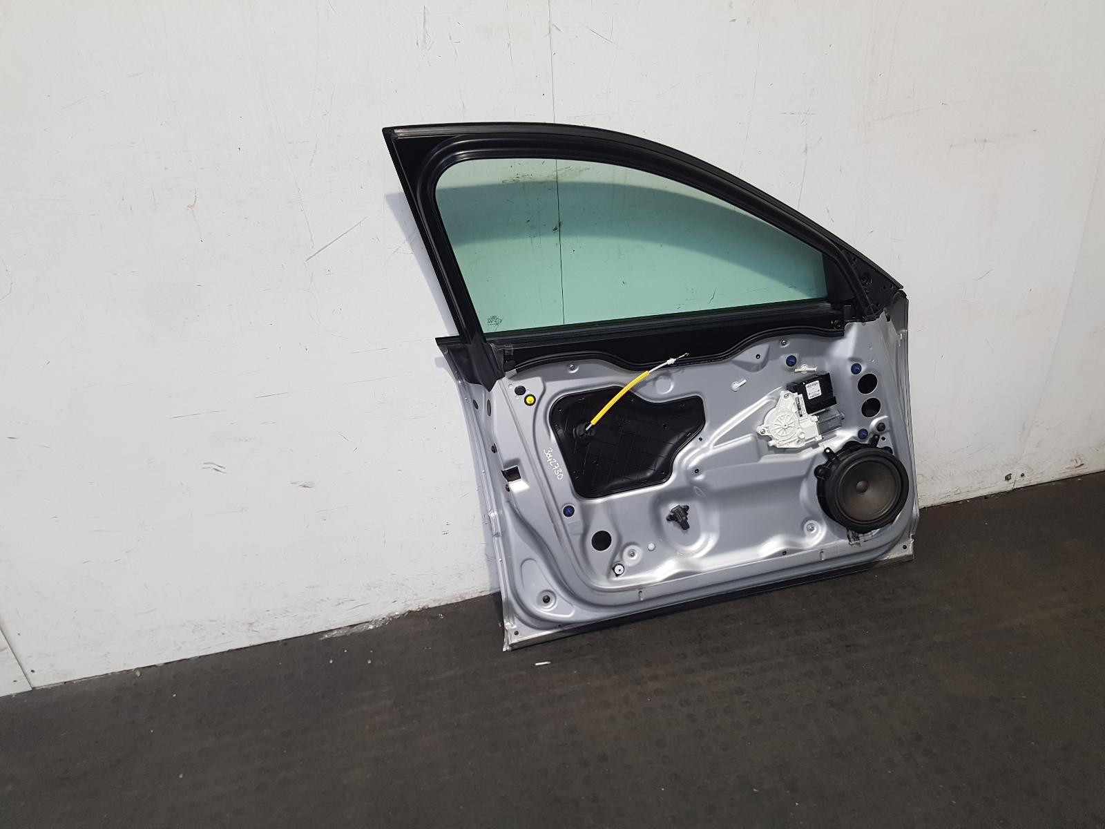 L Front Door A3 Audi 2011