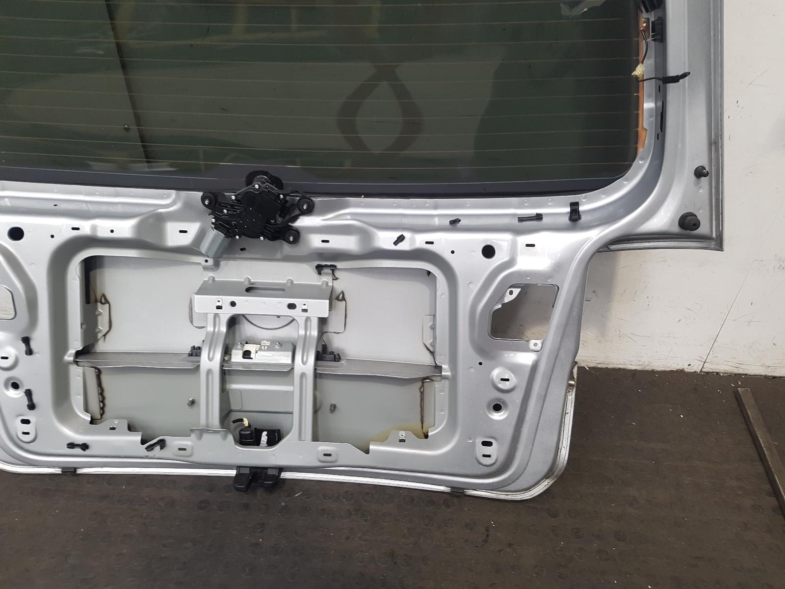 Bootlid/Tailgate Touran Volkswagen 2014