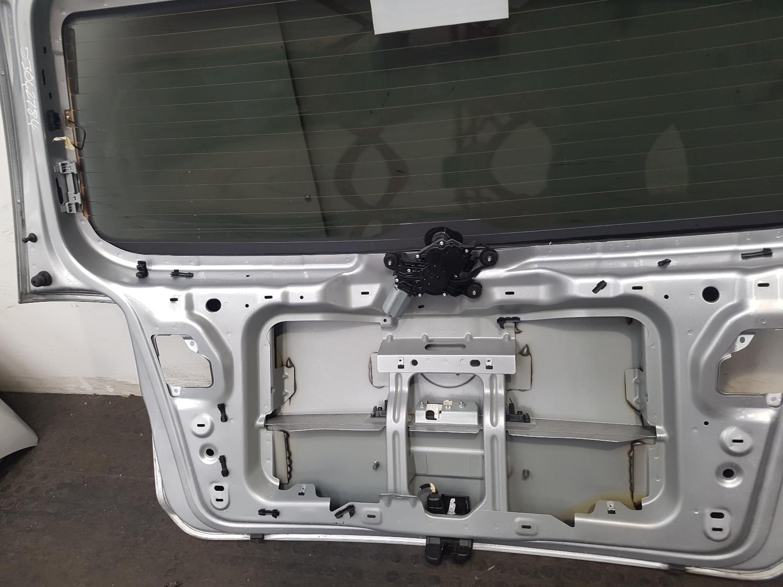 Bootlid/Tailgate Touran Volkswagen 2014