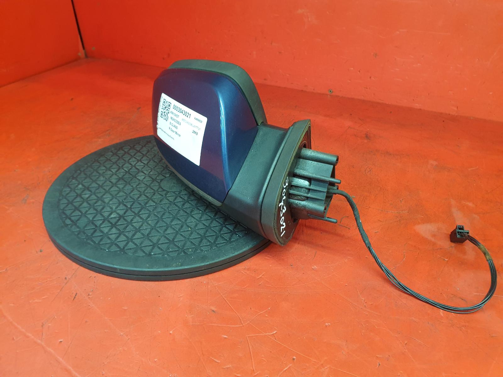 R Door Mirror B Class Mercedes 2010 