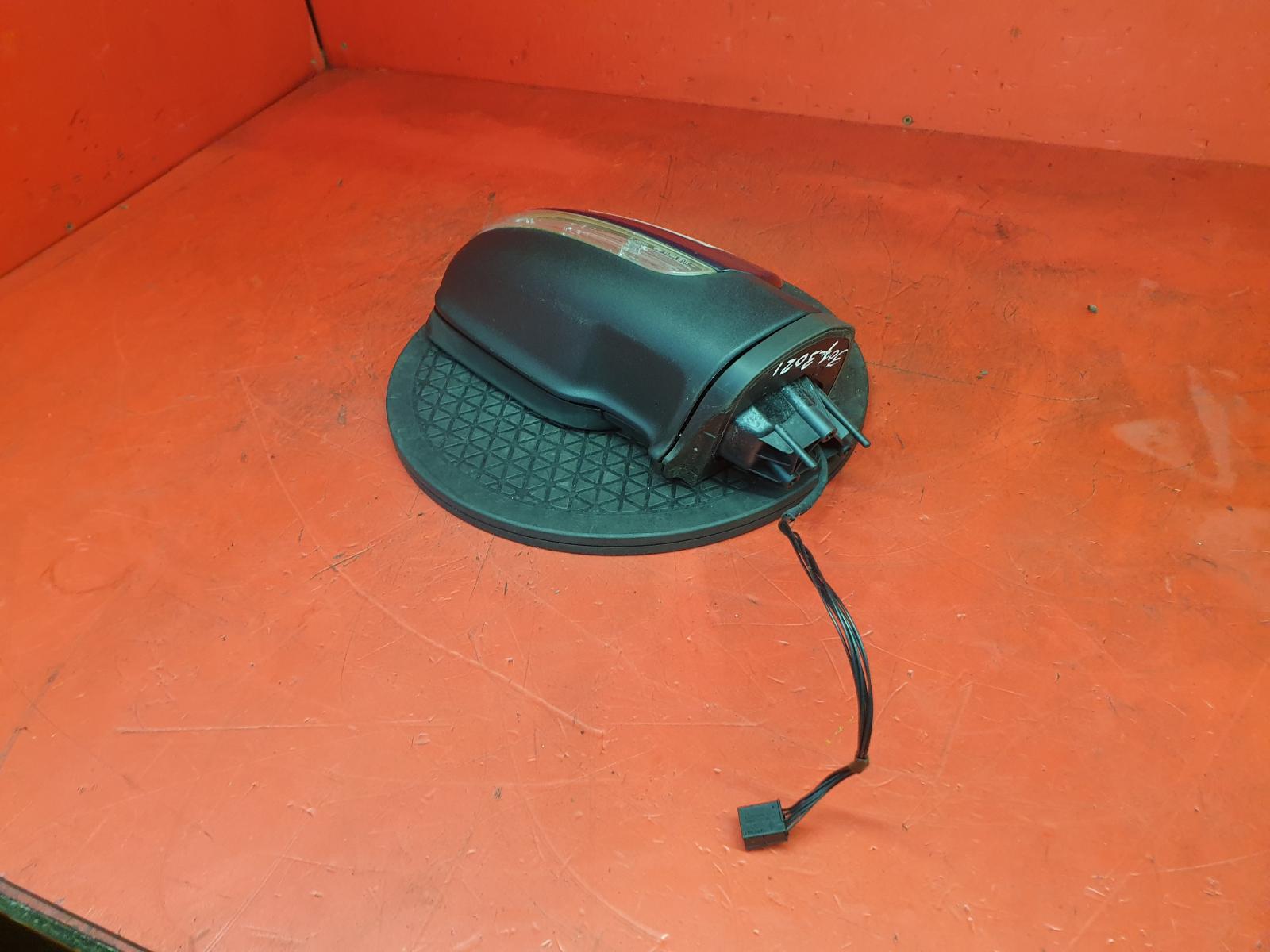 R Door Mirror B Class Mercedes 2010 