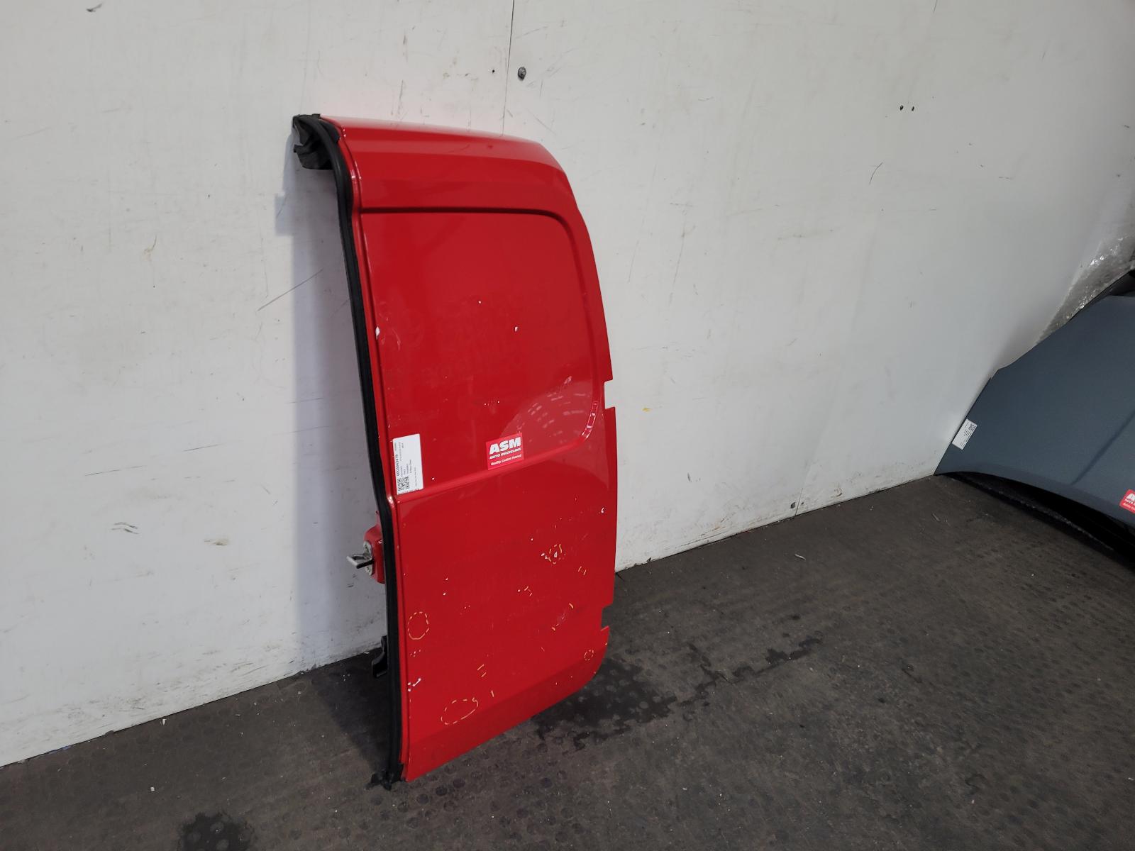 View Auto part R Rear Door Fiat Fiorino 2011