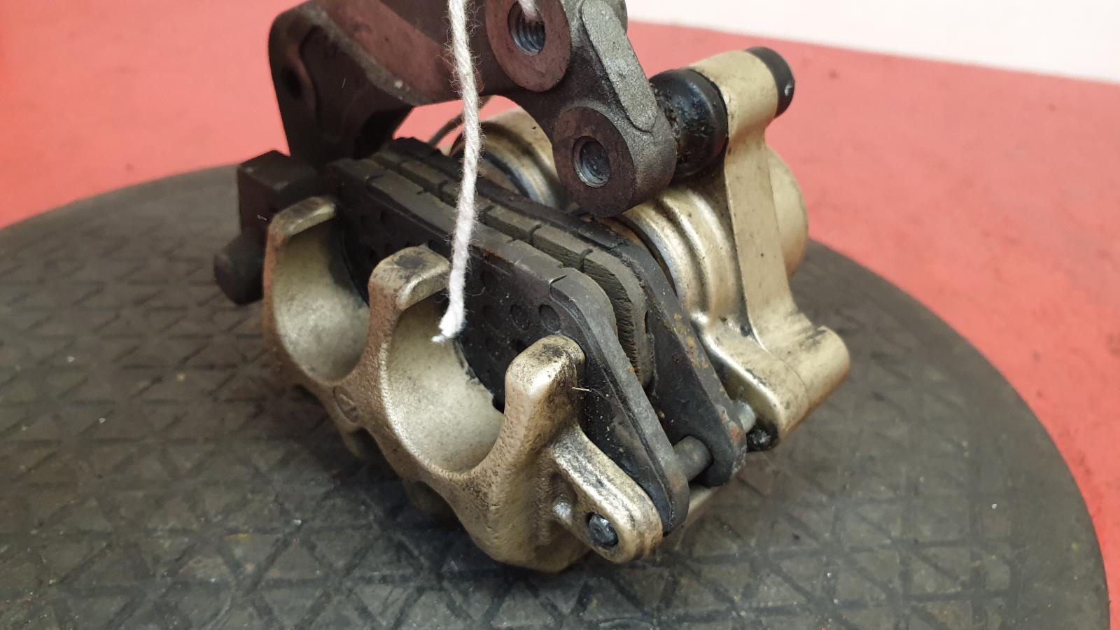 Caliper Tiger 800 Triumph 2013