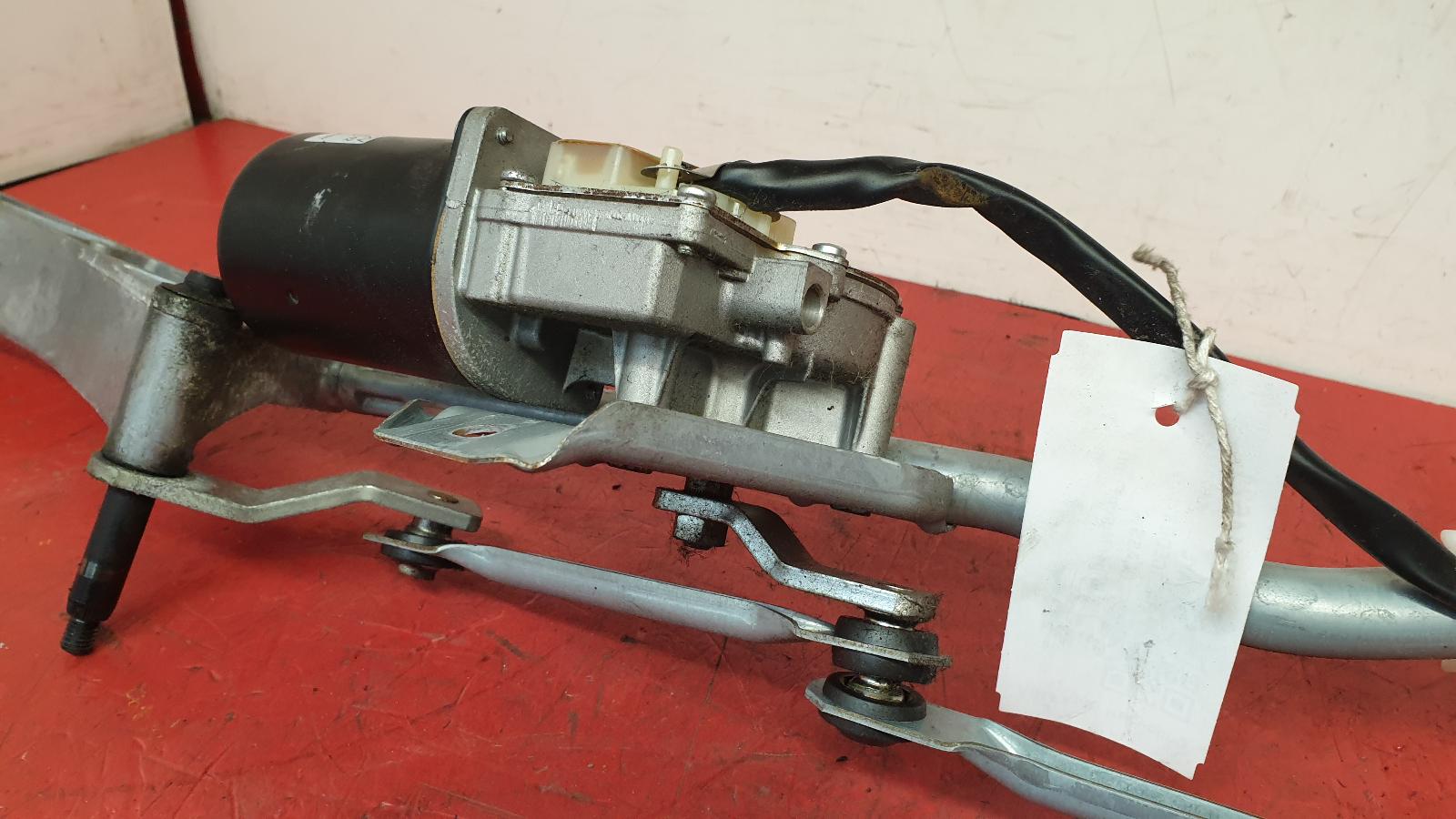 Wiper Motor Front C Class Mercedes 2008